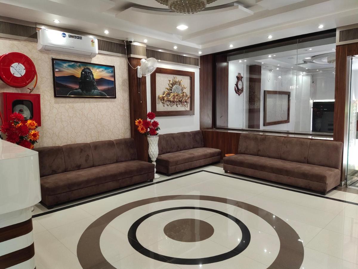 Mirzāpur Hotel The Shree Jee Palace מראה חיצוני תמונה