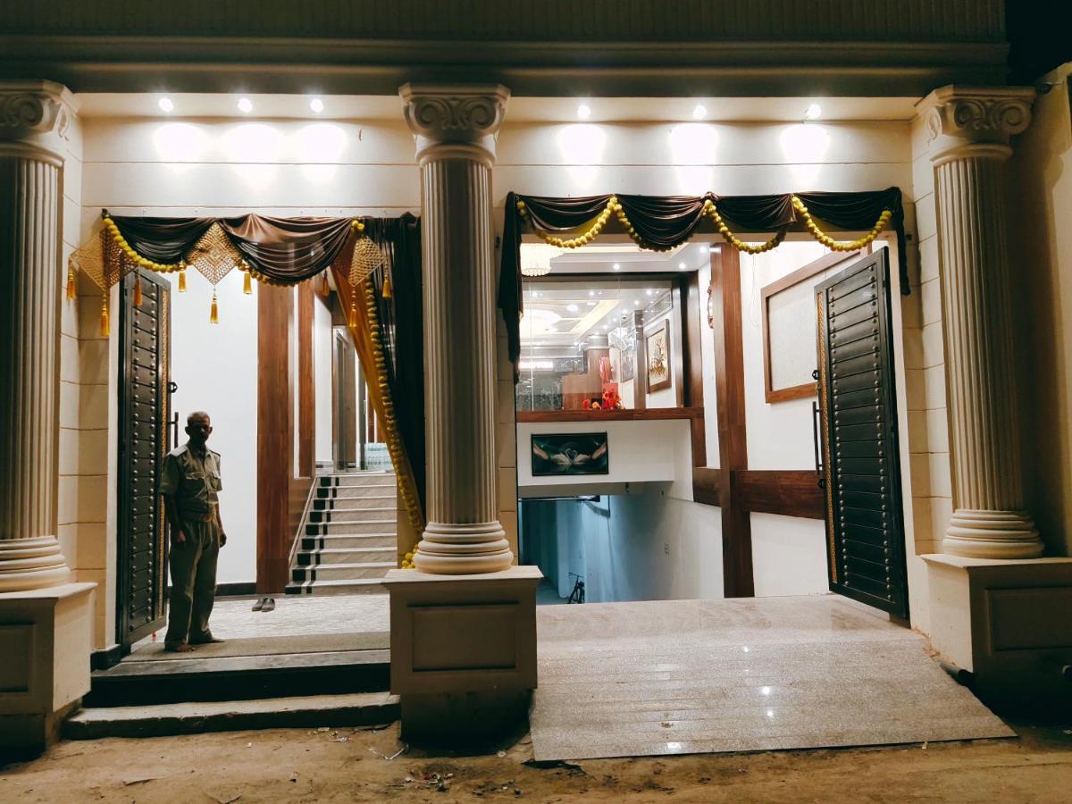 Mirzāpur Hotel The Shree Jee Palace מראה חיצוני תמונה