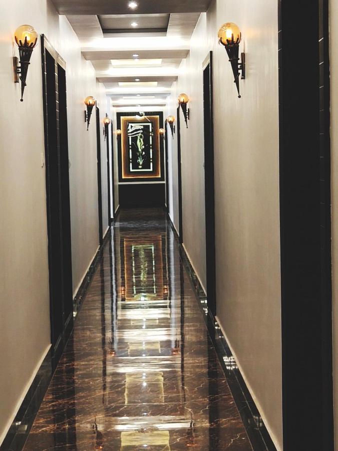 Mirzāpur Hotel The Shree Jee Palace מראה חיצוני תמונה