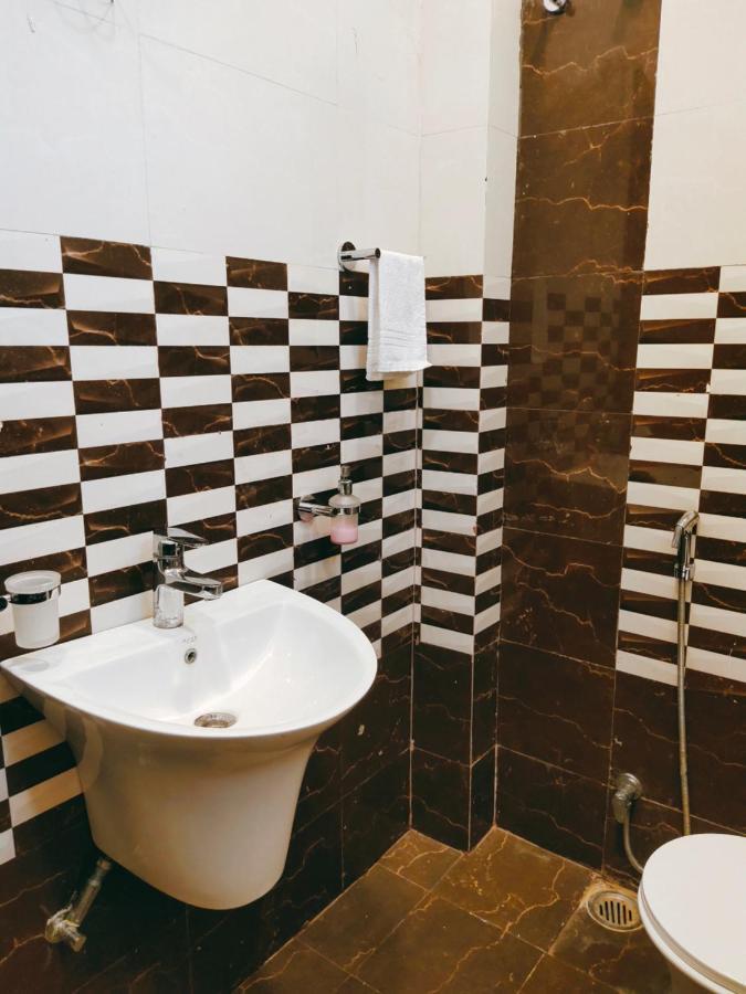 Mirzāpur Hotel The Shree Jee Palace מראה חיצוני תמונה